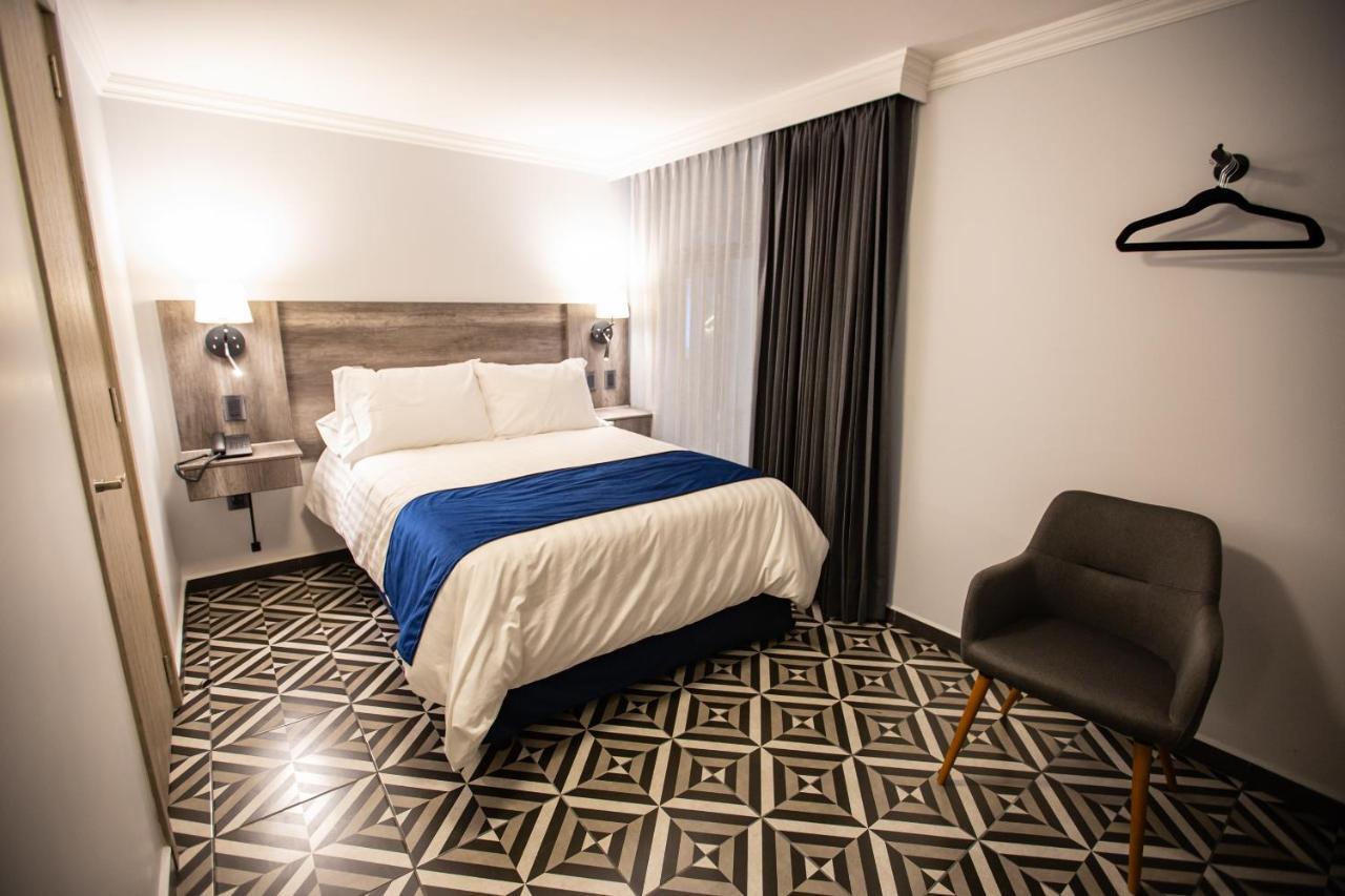 Hotel Esfera Тулансінго Екстер'єр фото